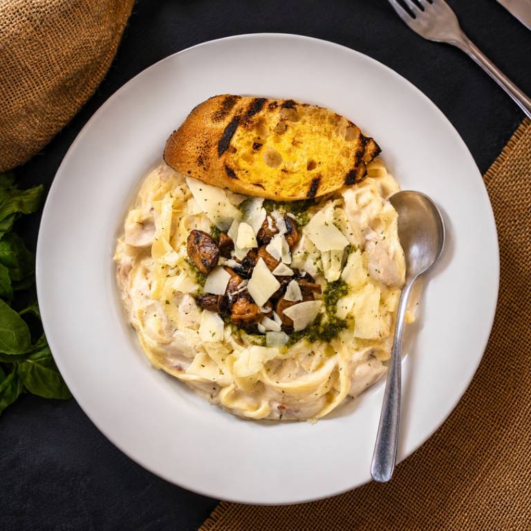 Chicken & Mushroom Alfredo Fettuccine